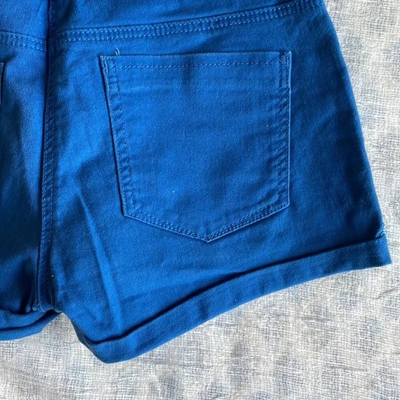 H&M electric blue shorts - Picture 5 of 5